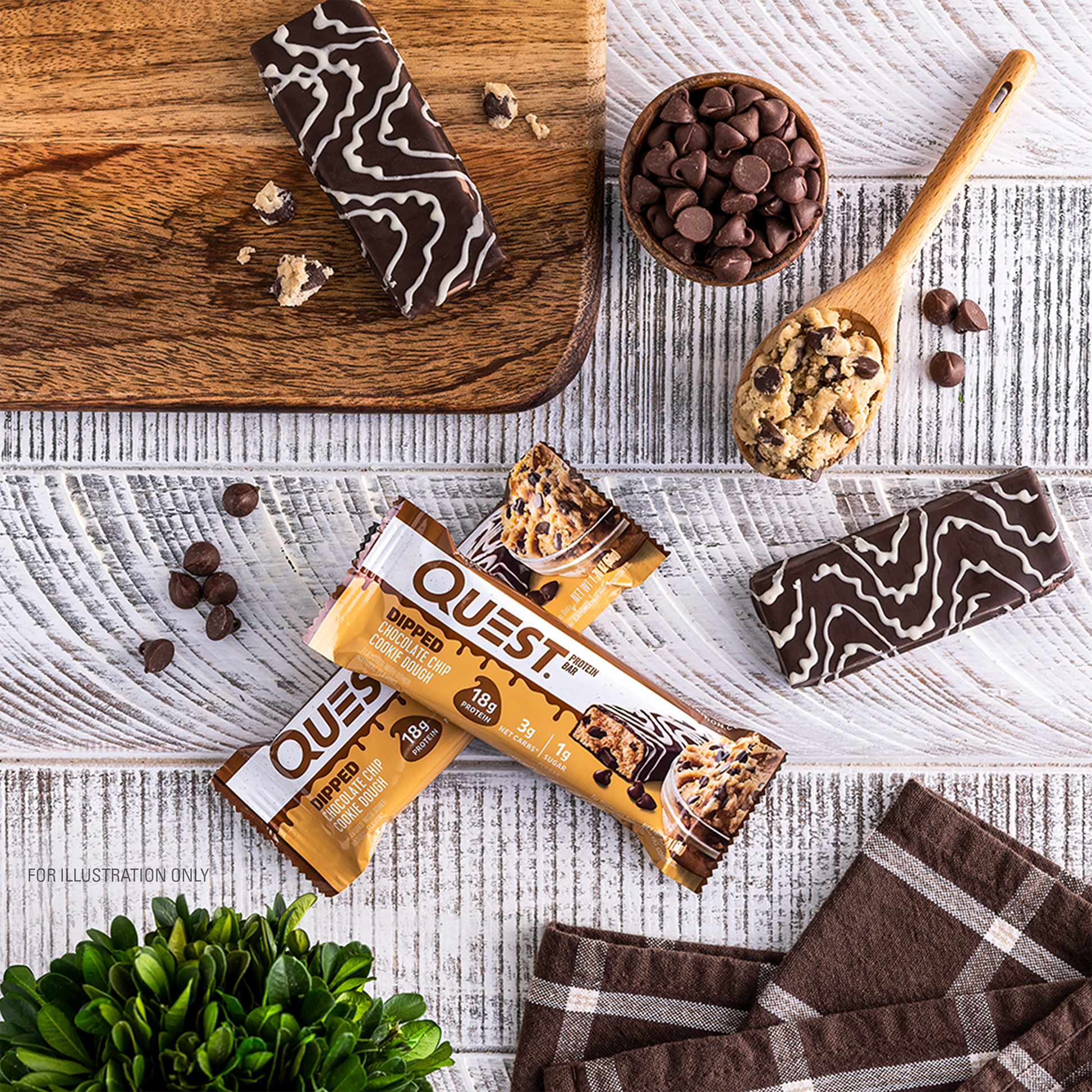 dipped-chocolate-chip-cookie-dough-protein-bar-w4 qst-012268_dipped-chocolate-chip-cookie-dough-protein-bar_7.png